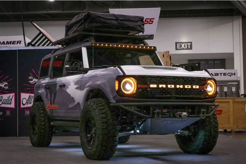 Installing the Oracle Lighting Ford Bronco Integrated LED Light Bar with a Factory Roof Rack