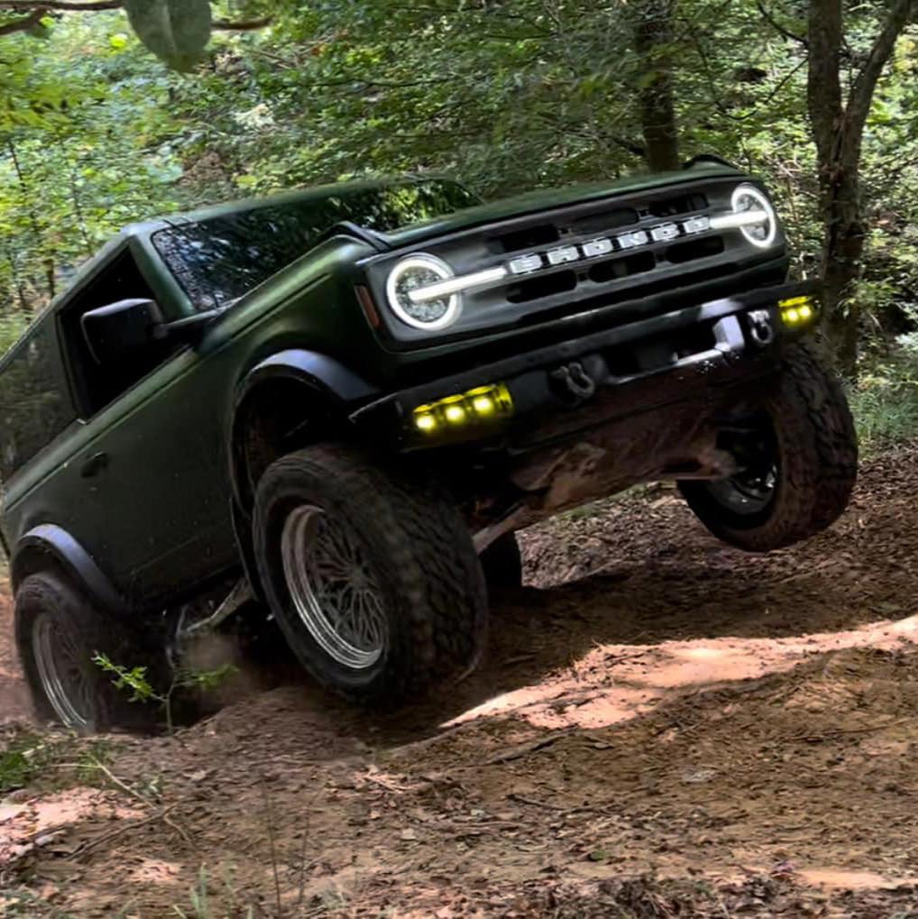 Why Yellow or Amber Fog Lights Are the Best Choice for Your Vehicle