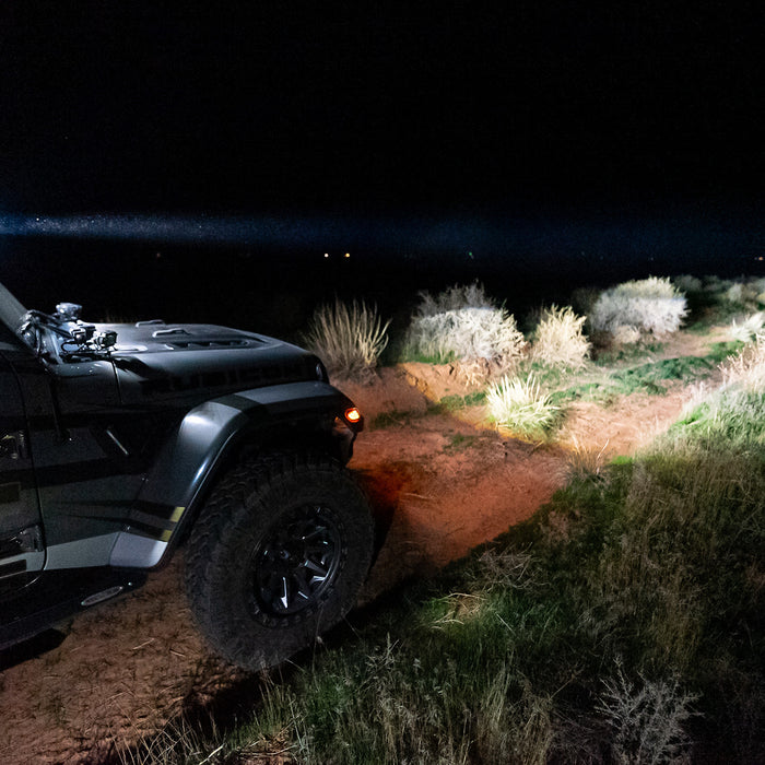 First Look: ORACLE Lighting Integrated Windshield Roof LED Light Bar for 2018-2024 Jeep Wrangler JL and 2020-2024 Gladiator JT