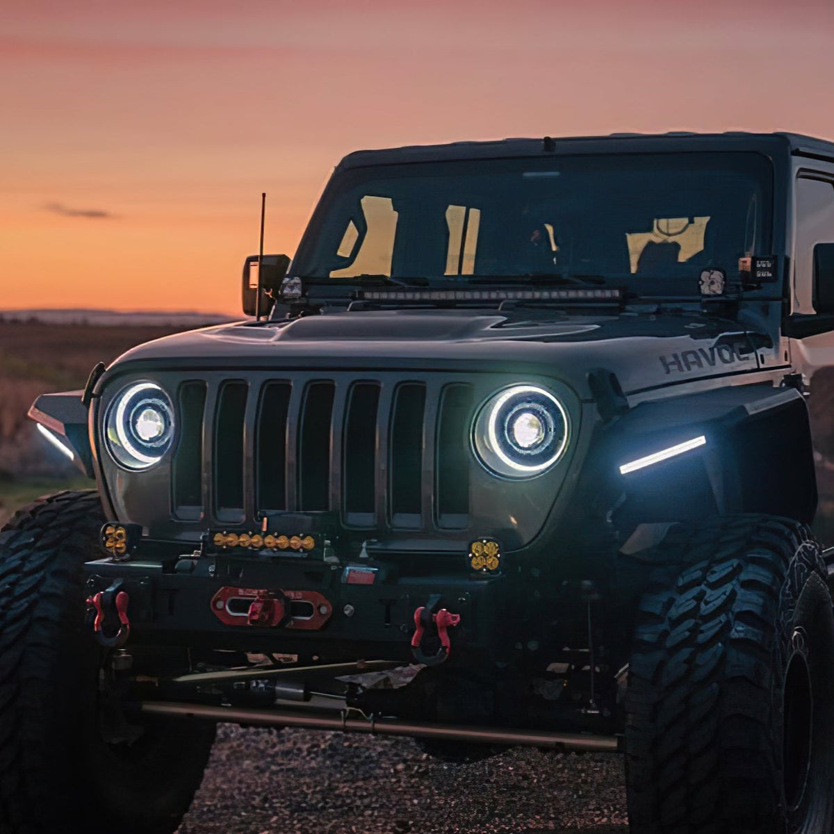 LED vs. HID vs. Halogen: Which Headlights Are Right for Your Ride?