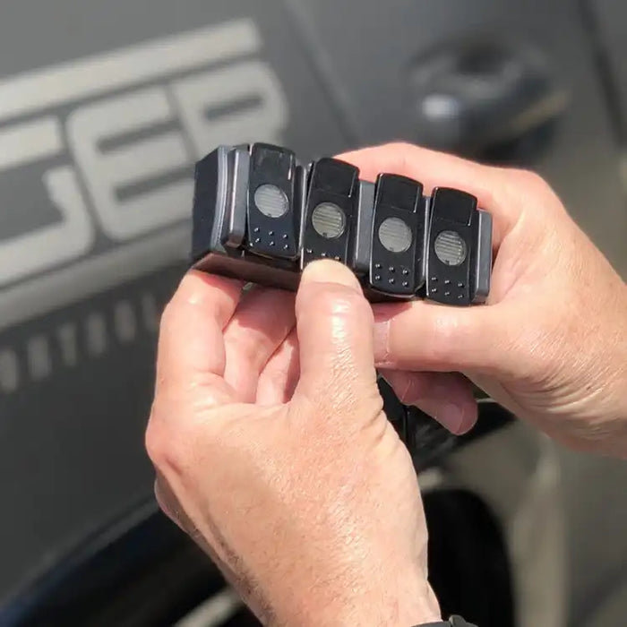 TRIGGER 4 PLUS Wireless Accessory Control System COMBO KIT – Jeep JL and JT