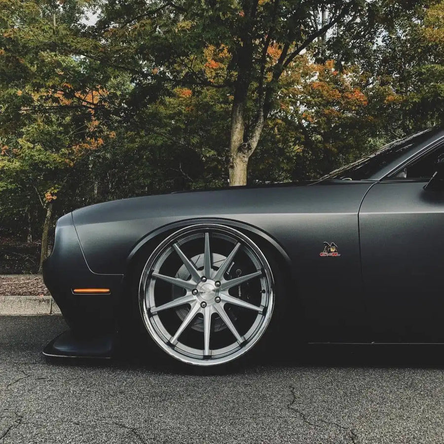 Side view of a Dodge Challenger with Concept Sidemarkers installed.