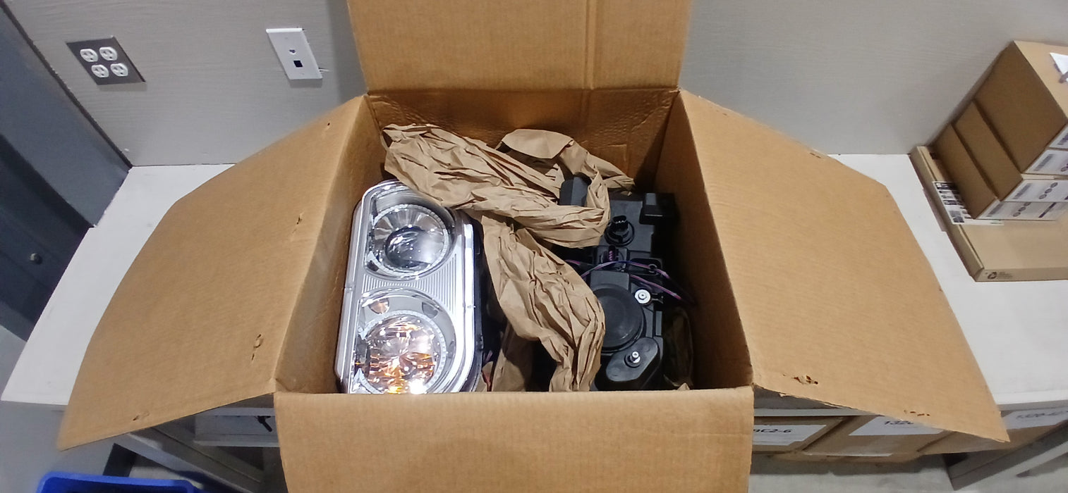 2008-2014 Dodge Challenger SMD HL (HID Style) | ORACLE Outlet | Grade B