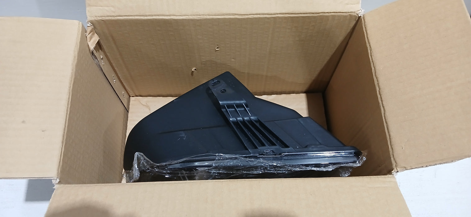 05-06 Ford Mustang HL Halogen - RH | ORACLE Outlet | GRADE A