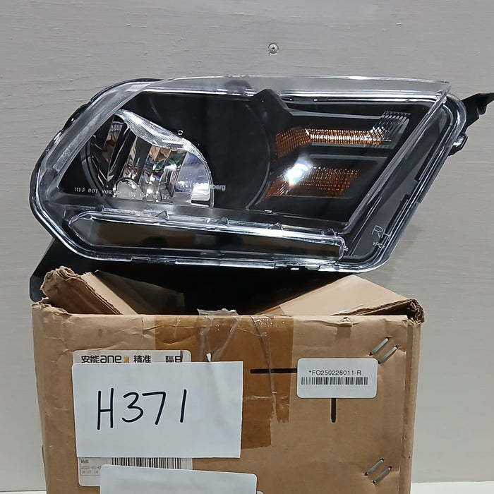 2010-2014 Ford Mustang HL (Non-HID) -R | ORACLE Outlet | GRADE B
