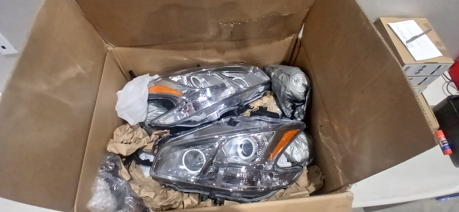 2009-2013 Nissan Maxima SMD HL (Non-HID)-Chrome | ORACLE Outlet | Grade B