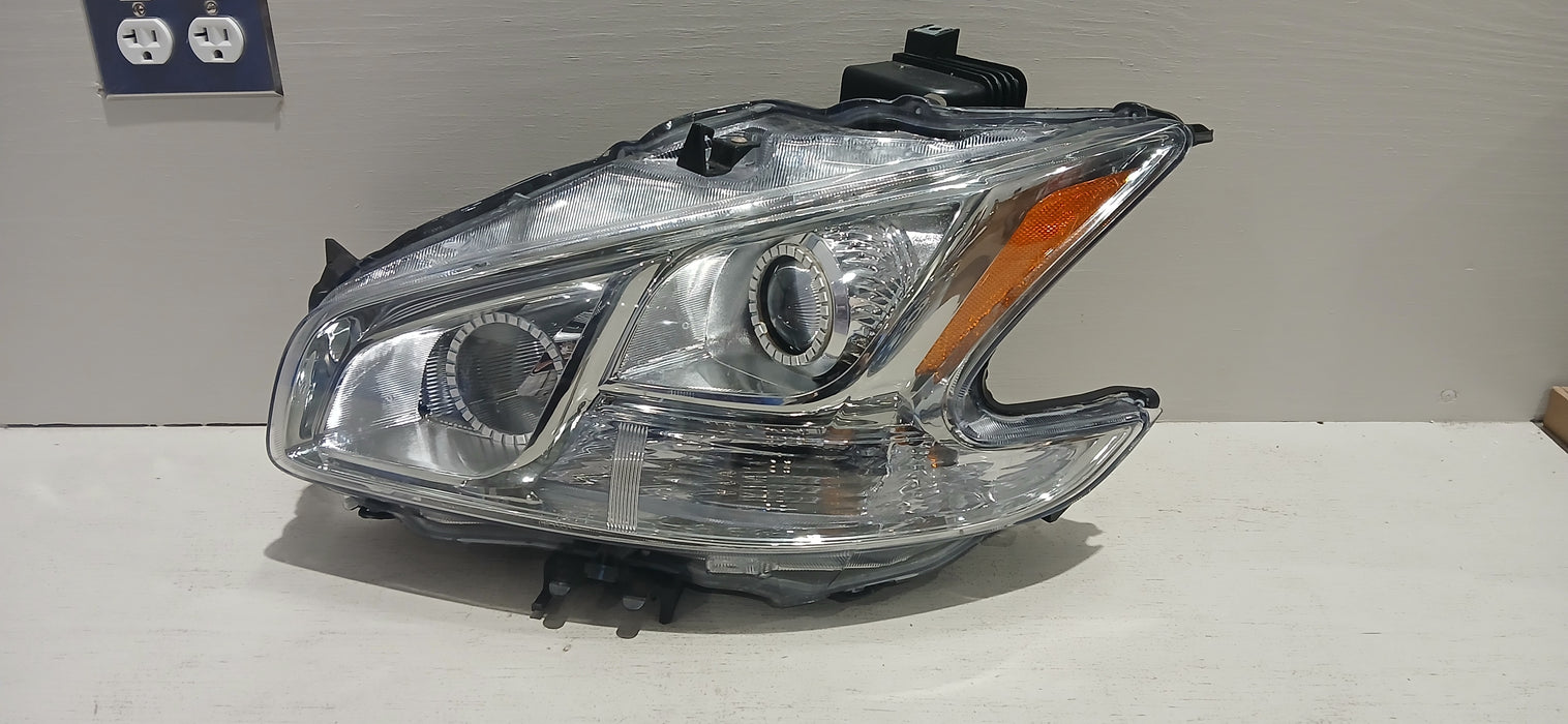 2009-2013 Nissan Maxima SMD HL (Non-HID)-Chrome | ORACLE Outlet | Grade B