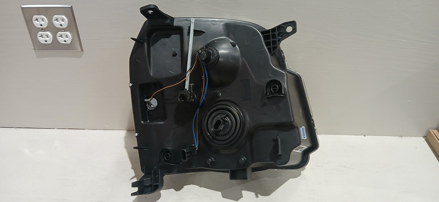 2007-14 GMC Yukon HL Left | ORACLE Outlet | GRADE A