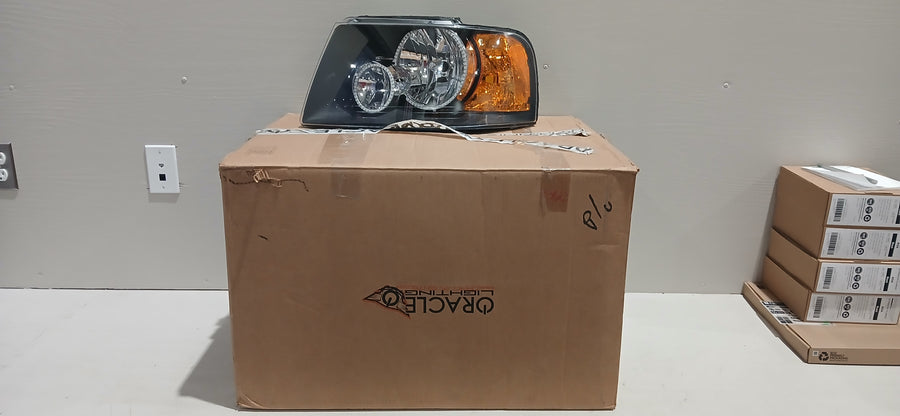 2003-2006 Ford Expedition ALL SMD HL - Black | ORACLE Outlet | GRADE C