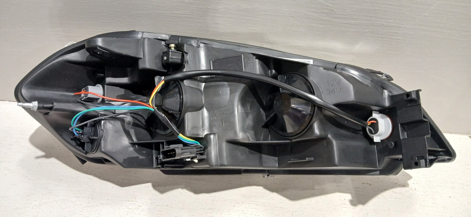 06-07 CV IMPLA/MNTE CRLO HL-L | ORACLE Outlet | GRADE B