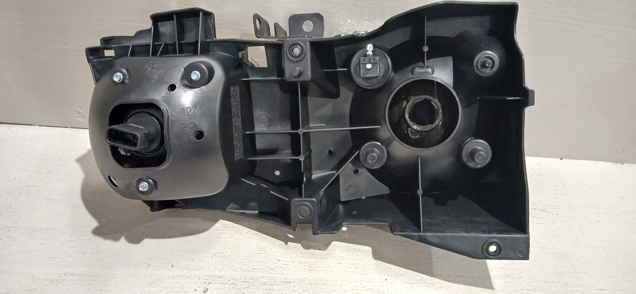 2006-2009 Hummer H3 Headlight - Left | ORACLE Outlet | Grade B