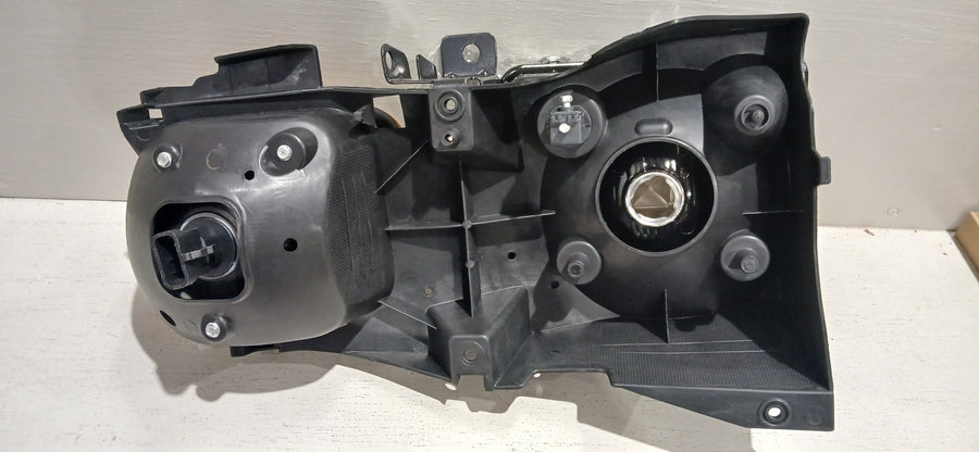 2006-2009 Hummer H3 Headlight - Left | ORACLE Outlet | GRADE B