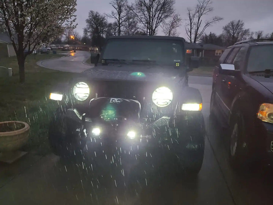 ORACLE Lighting Jeep Gladiator Front Turn Signal/ DRL Switchback 7443CK Bulb (Pair)