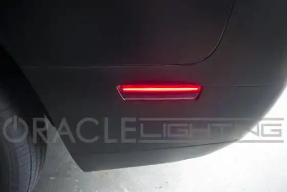 Close-up of sidemarker installed on challenger