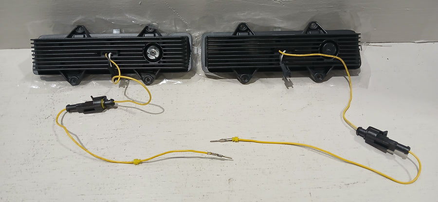 Dual Function Amber/White Reverse LED Modules for Ford Bronco Flush Tail Lights | ORACLE Outlet | GRADE A