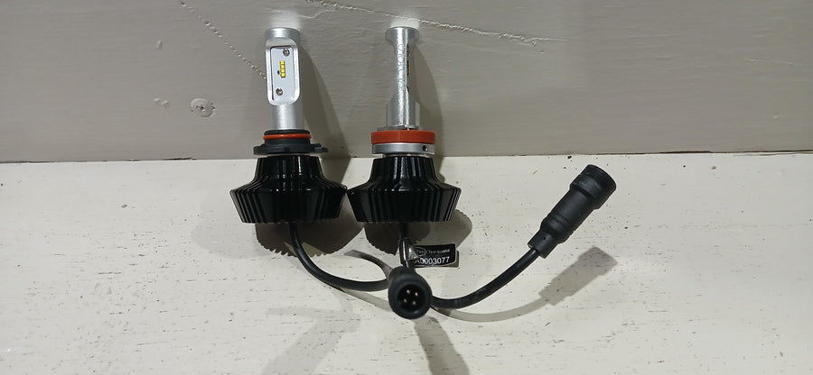 H10 4,000 Lumen LED Headlight Bulbs (Pair) | ORACLE Outlet | GRADE B