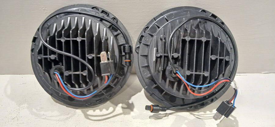 7" High Powered LED Headlights - Black Bezel - Dynamic RGB | ORACLE Outlet | GRADE B