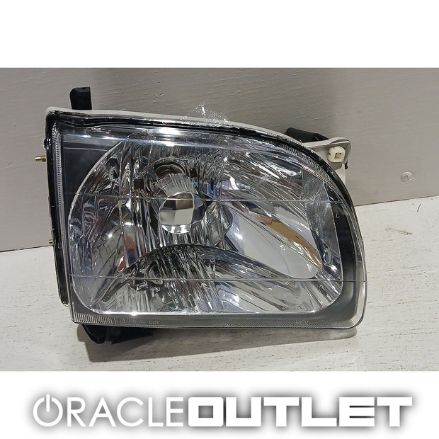 TY TACMA 2WD 01-04 H.L., ORACLE Outlet Grade B