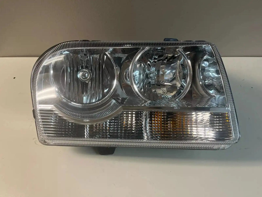 NEW DEPO 2005-2007 Chrysler 300 Passenger Side - 333-1171R-AS
