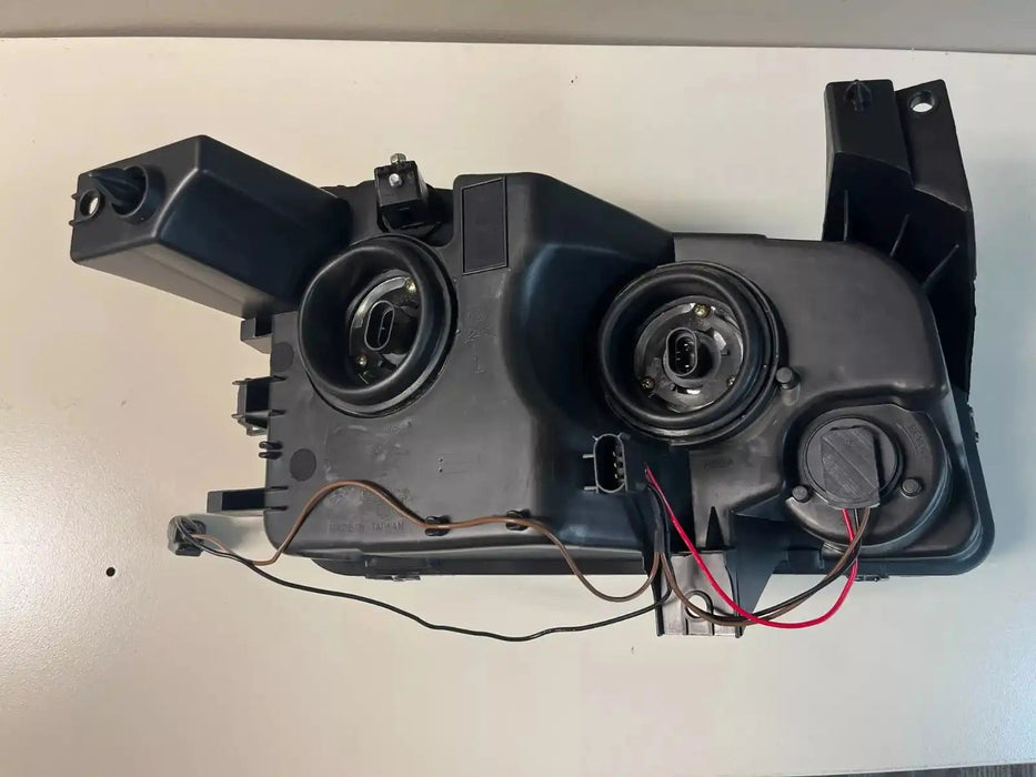 NEW Eagle Eye 2006-2007 Dodge Charger Driver Side Headlight - CS188-B101L | ORACLE Outlet | GRADE B
