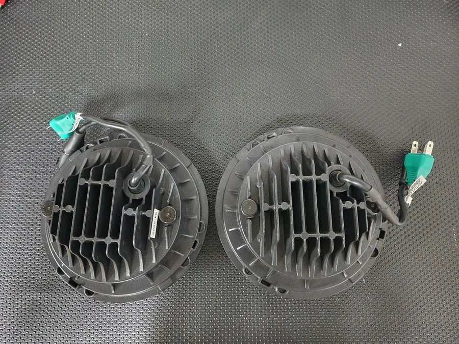 USED 2007-2018 JEEP WRANGLER JK SWITCHBACK LED HALO HEADLIGHTS- 5769-123