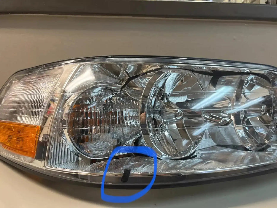 Eagle Eye 2005-2011 Lincoln Town Car Passenger Side Only - FR371-B101R | ORACLE Outlet | GRADE C