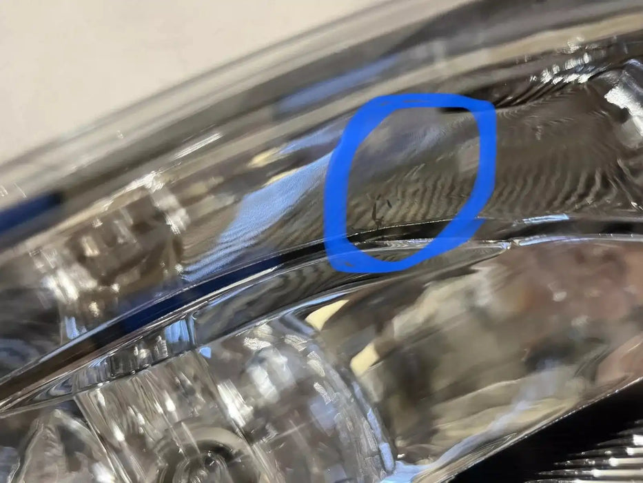 NEW Eagle Eyes 2000-2005 Chevy Monte Carlo Passenger Head Light - GM220-B001R | ORACLE Outlet | GRADE B