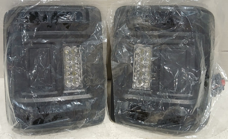 "Black Series" Flush Mount LED Tail Lights for Jeep Wrangler JL | ORACLE Outlet | GRADE B