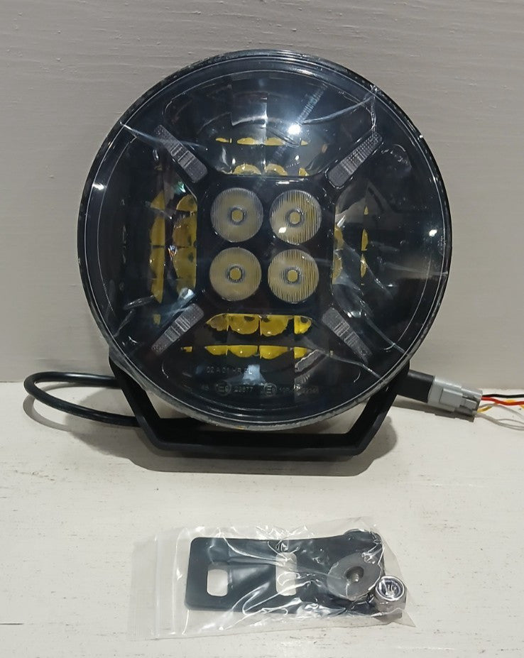 9" Multifunction 120W LED Spotlight Round Post Mount | ORACLE Outlet | GRADE A