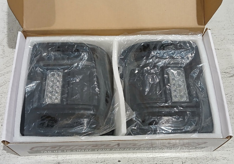 "Black Series" Flush Mount LED Tail Lights for Jeep Wrangler JL | ORACLE Outlet | GRADE B